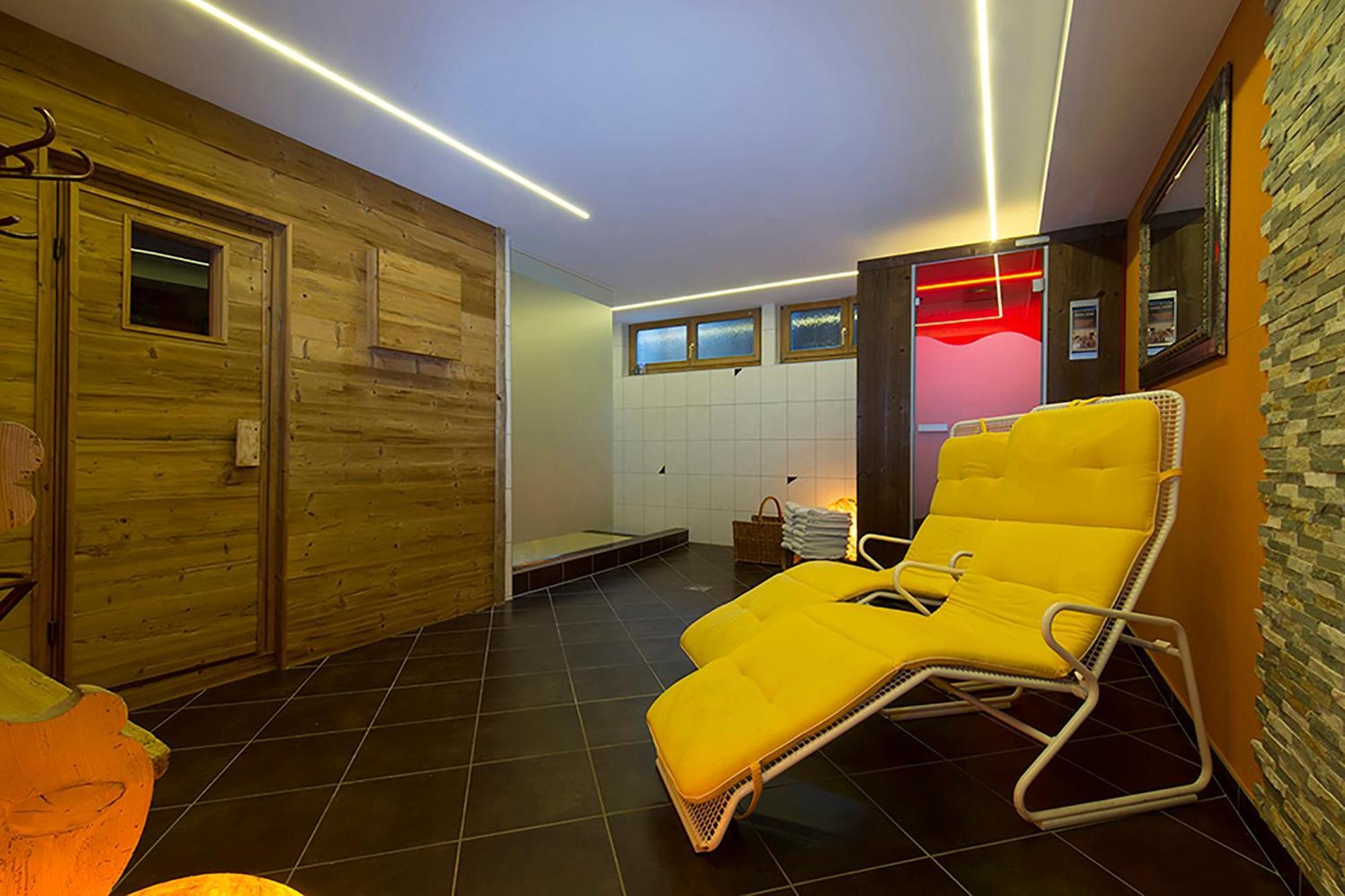 Hochjochstoebli B&B Alpine Easy Stay Шрунс Экстерьер фото
