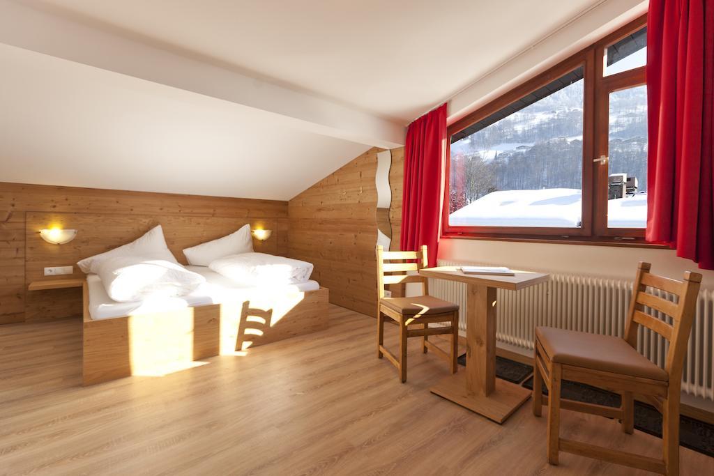 Hochjochstoebli B&B Alpine Easy Stay Шрунс Экстерьер фото